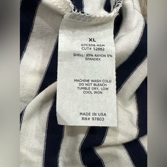 Green Envelope Striped Shirt - Women's XL 🌿 - Picture 8 of 10